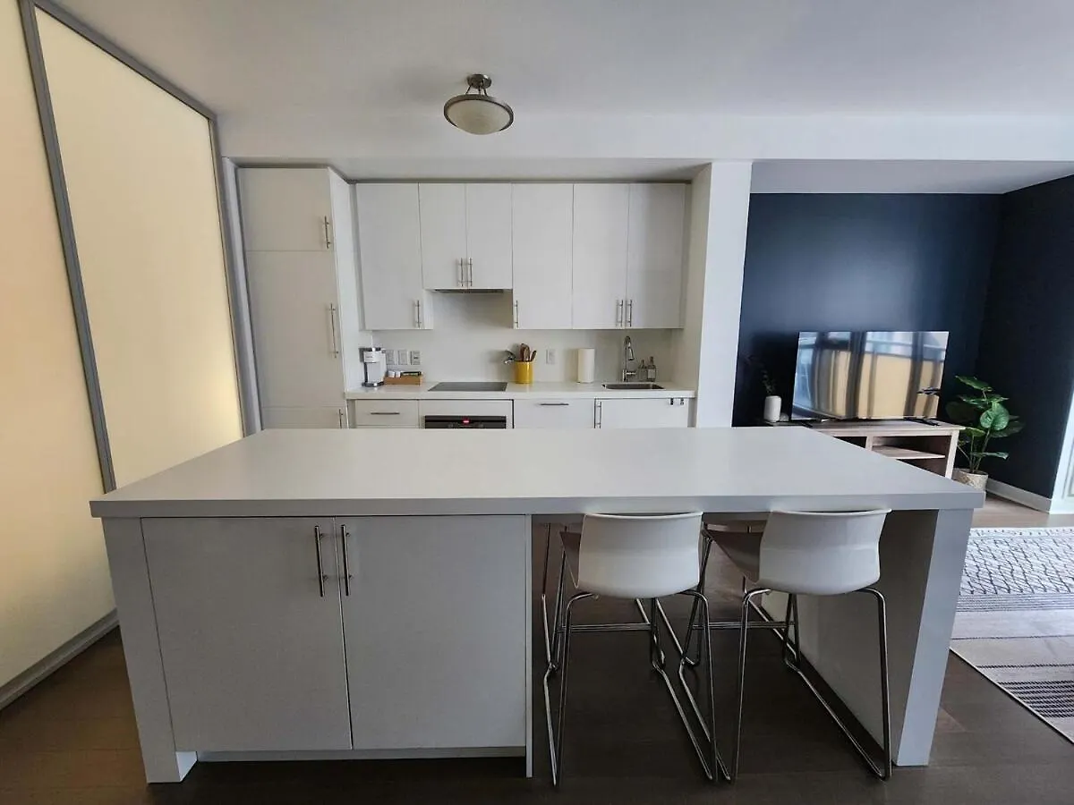 Lägenhet Queen St West Haven - Modern Loft, Downtown Toronto, Free Parking Kanada